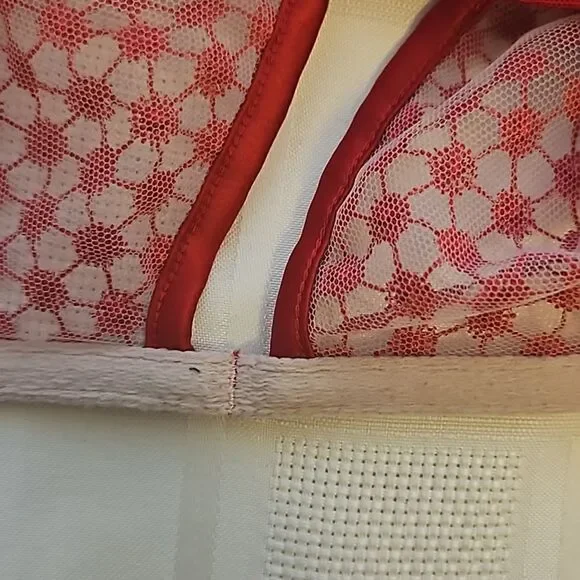 Victoria's Secret Lace Underwire Bra With Matching Underwear 32DD/ Small Red - Picture 15 of 16